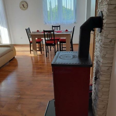 Apartman Igy Vinkuran Extérieur photo