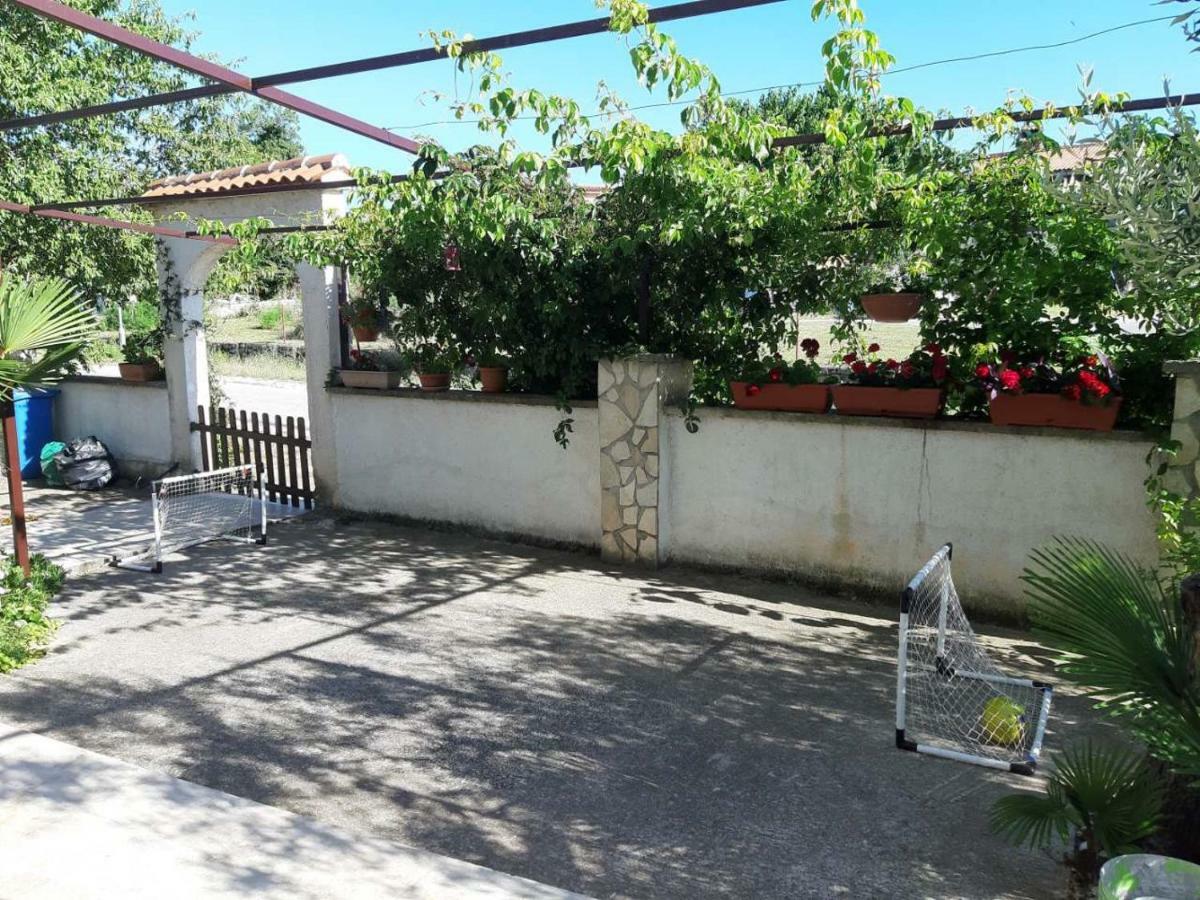 Apartman Igy Vinkuran Extérieur photo